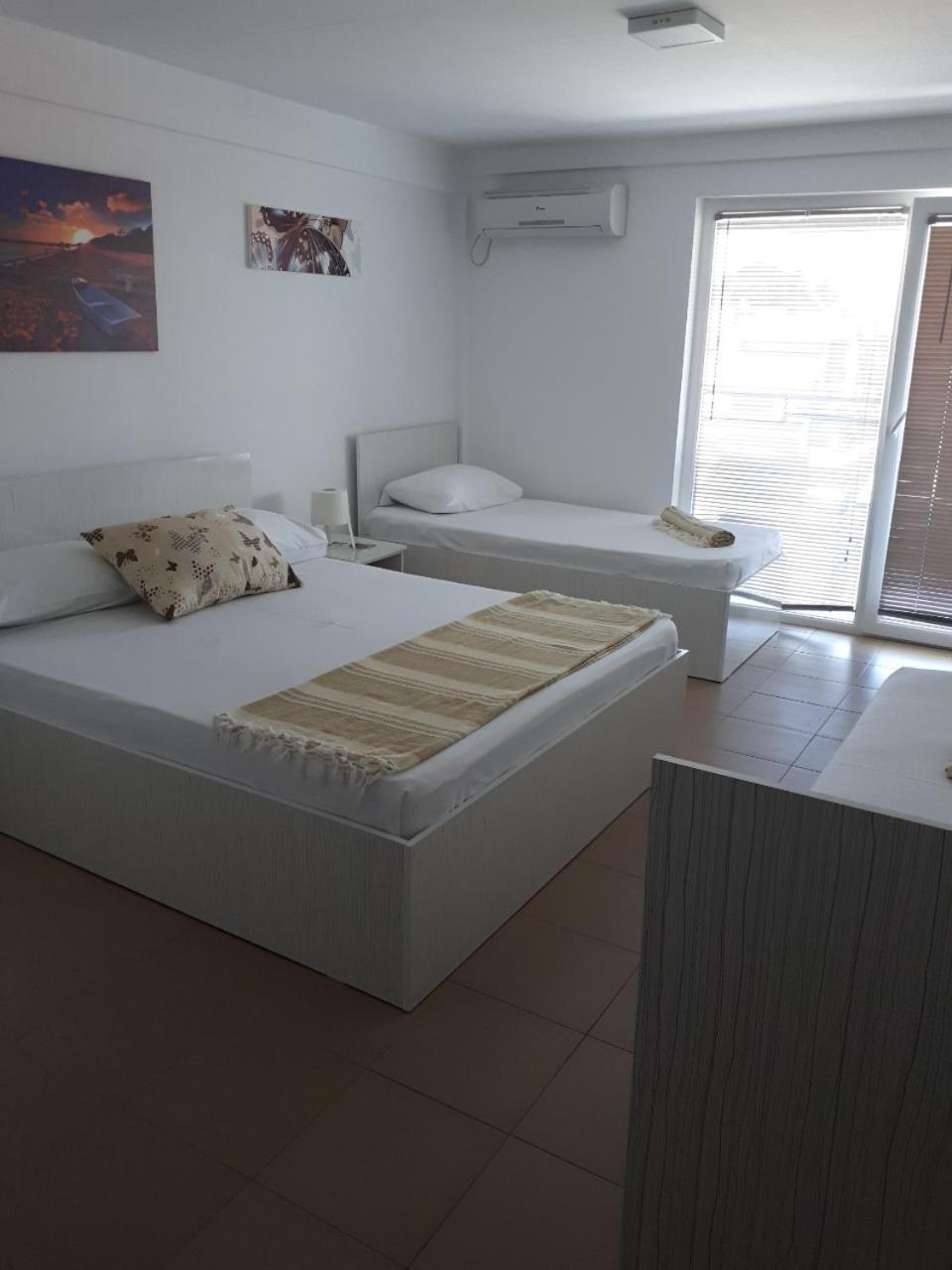 Apartments And Villas Janev Dojran Ngoại thất bức ảnh