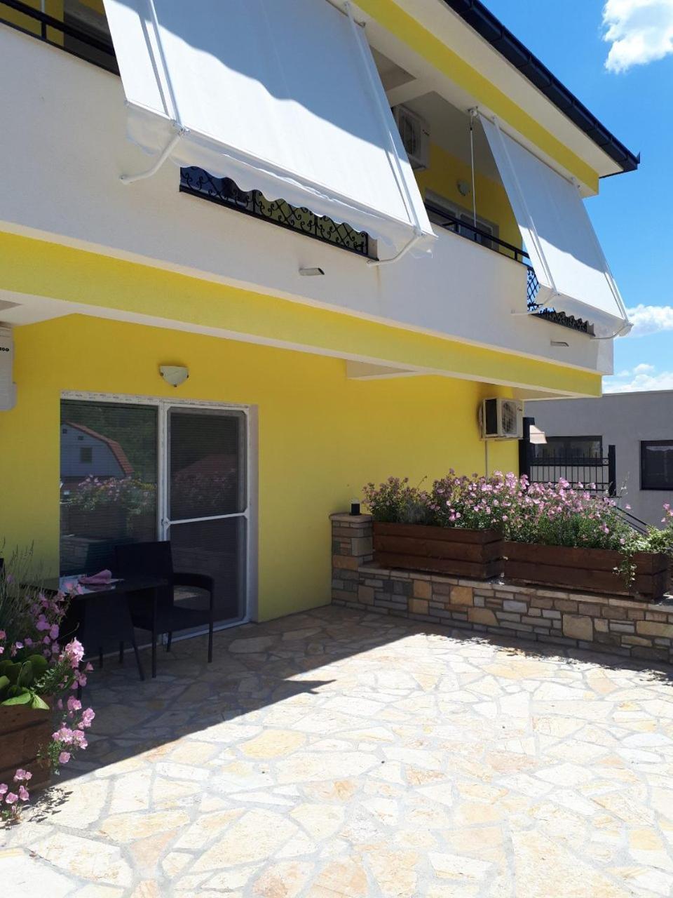 Apartments And Villas Janev Dojran Ngoại thất bức ảnh