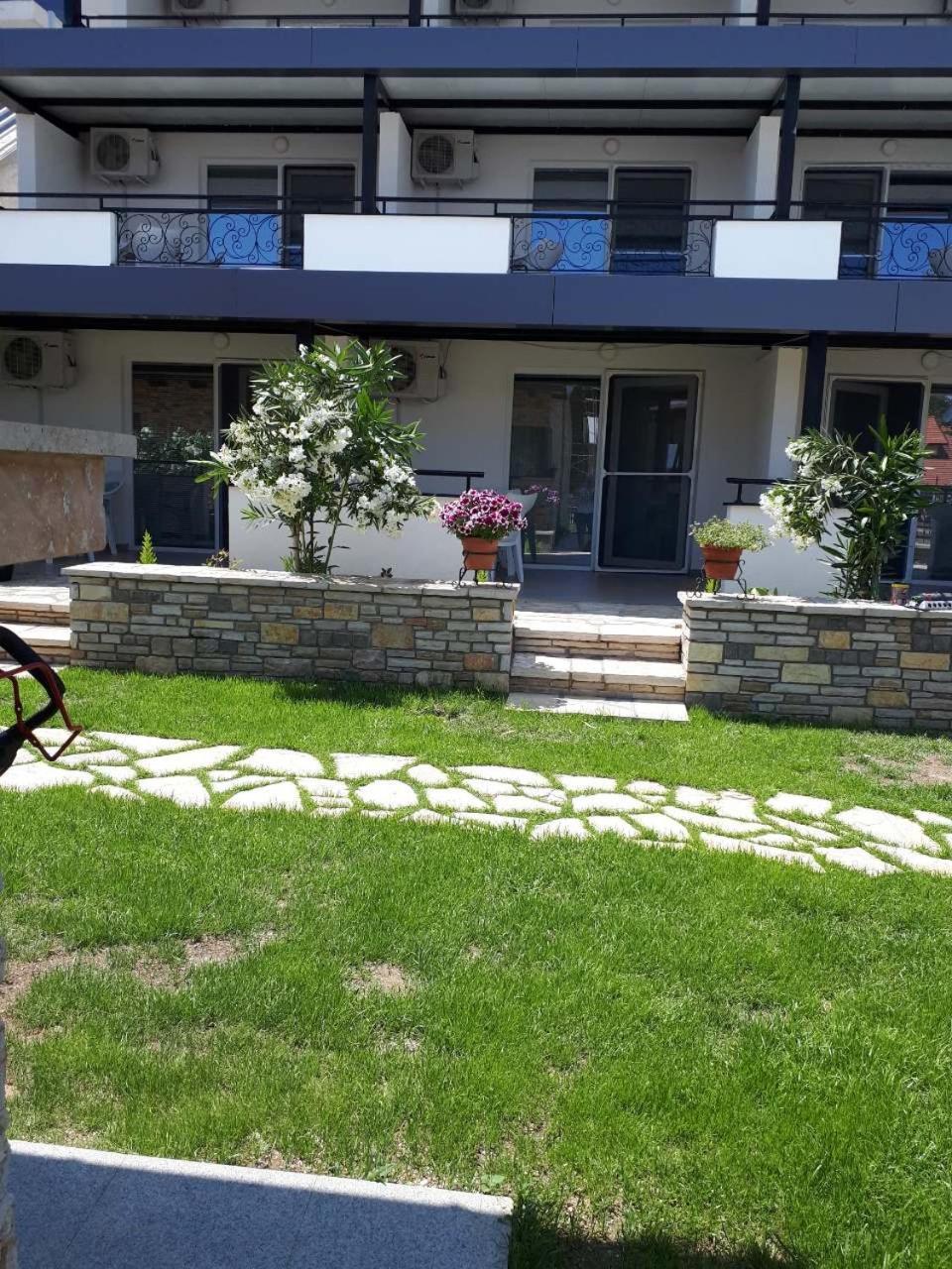 Apartments And Villas Janev Dojran Ngoại thất bức ảnh