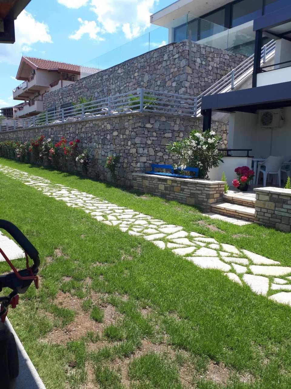 Apartments And Villas Janev Dojran Ngoại thất bức ảnh